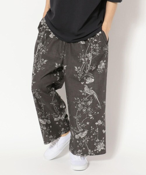 BOHEMIANS(ボヘミアンズ)の「BOHEMIANS/ボヘミアンズ NIGHTING GALE BIG PANTS(パンツ・メンズ・GREY・M)」の1枚目の写真