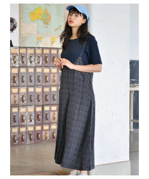 E hyphen world gallery（イーハイフンワールドギャラリー）の「・ドットワイドオールインワン（オールインワン・サロペット・オフホワイト/ブラック・F）」の7枚目の写真