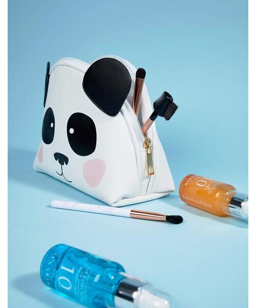 Cotton On（コットンオン）の「TYPO Typo Panda Cosmetic Bag（メイクブラシ）」 WEAR