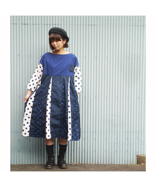 NIRAME.CO（ニラメッコ）の「【ラスト１点】げワンピ～ネイビー×ドット～（ワンピース・メンズ・その他）」の2枚目の写真