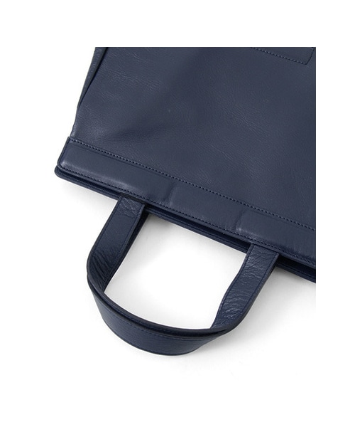 URBAN RESEARCH(アーバンリサーチ)の「UNDER BAR RAW .@MINIM LETHER PAPER 2WAY BAG(バッグ・レディース・Black/Navy/Bordeaux/Off・-)」の9枚目の写真