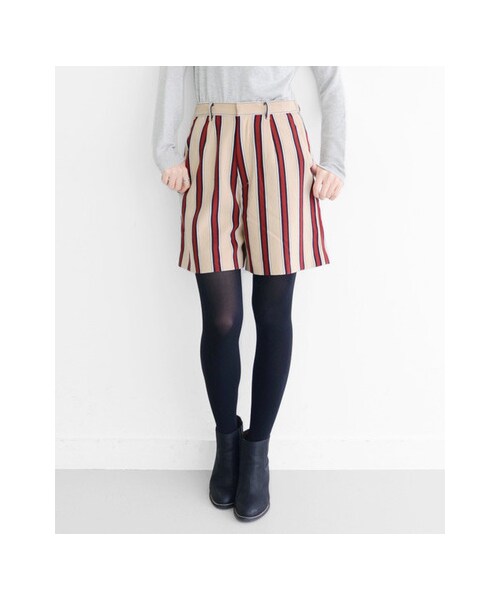 KBF(ケイビーエフ)の「ストライプショートパンツ(パンツ・レディース・グリーン/ベージュ・one)」の5枚目の写真