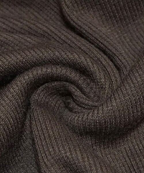 Tiffee SELECT（ティフィーセレクト）の「ブラウンタックフレア袖リブカットソー（Tシャツ/カットソー・レディース・ブラウン・F）」の4枚目の写真