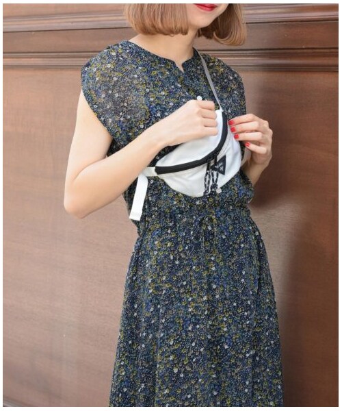 クローゼットロンドン♡ ノースリーブ ワンピース ボタニカル　フェミニン w closet（ダブルクローゼット）の「シフォンフラワープリント