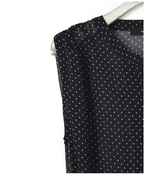 w closet（ダブルクローゼット）の「アソート柄シフォンノースリワンピース（ワンピース/ドレス・レディース・フラワー/ドット・FREE）」の7枚目の写真