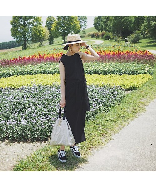 no brand（ノーブランド）の「[ RE-ARRIVAL ]   スリットノースリカットOP（ワンピース・レディース・その他）」の4枚目の写真