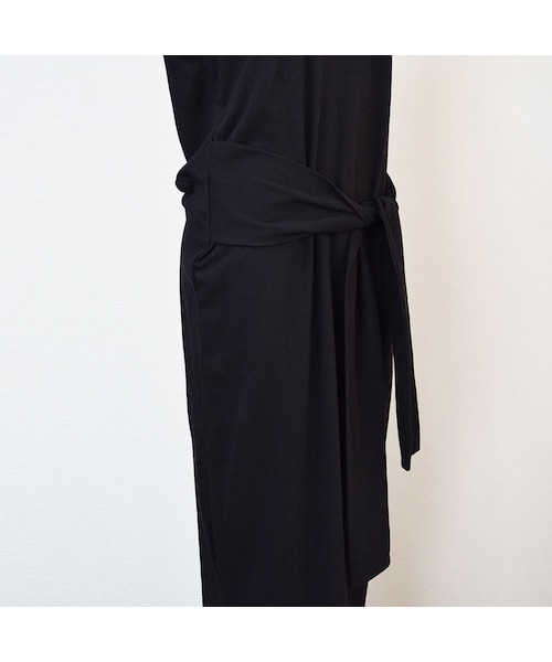 no brand（ノーブランド）の「[ RE-ARRIVAL ]   スリットノースリカットOP（ワンピース・レディース・その他）」の9枚目の写真