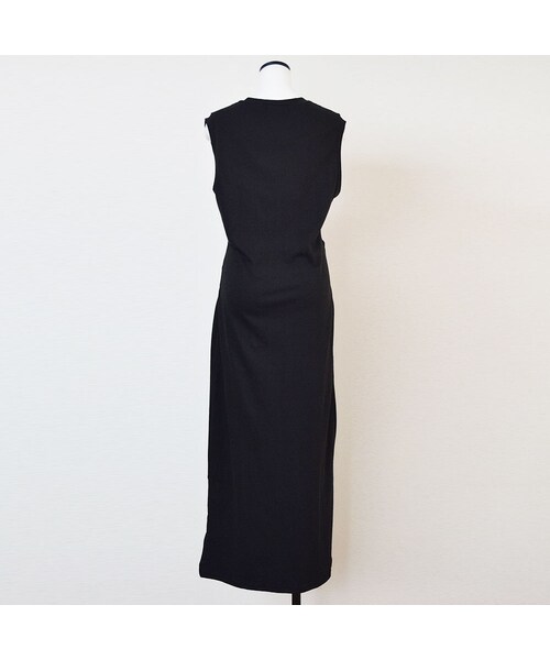 no brand（ノーブランド）の「[ RE-ARRIVAL ]   スリットノースリカットOP（ワンピース・レディース・その他）」の11枚目の写真