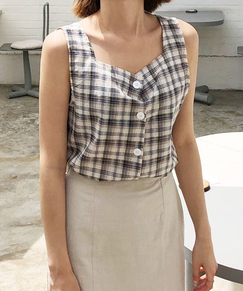 DHOLIC(ディーホリック)の「チェックスクエアネックスリーブレス(タンクトップ・レディース・ブルー/グリーン/レッド・FREE)」の2枚目の写真