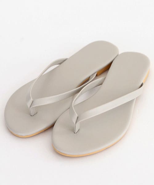 DHOLIC（ディーホリック）の「フリップフロップサンダル（サンダル・レディース・ブラック/イエロー/グレー/ブルー/シルバー/ピンク/ベージュ/その他・230/235/240/245/250）」の2枚目の写真