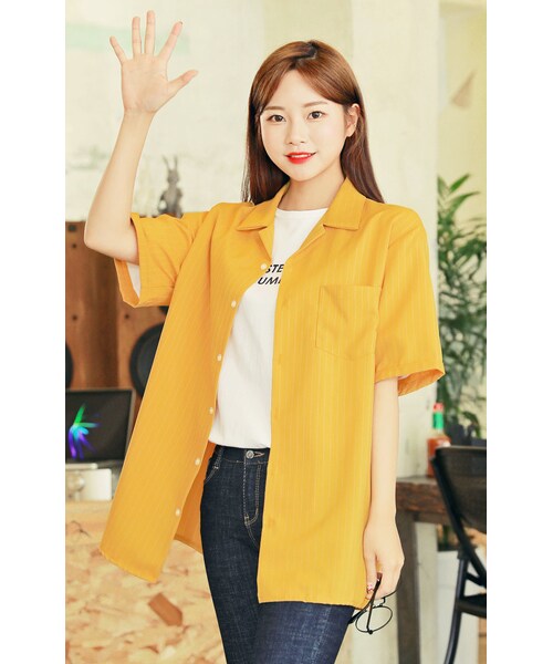 HOTPING（ホッピン）の「ワンポケットストライプシャツ（シャツ/ブラウス・レディース・ブラック/マスタード/グリーン/スカイ/ネイビー/ベージュ/ホワイト/ピンク・フリーサイズ(XS-XL)	）」の6枚目の写真