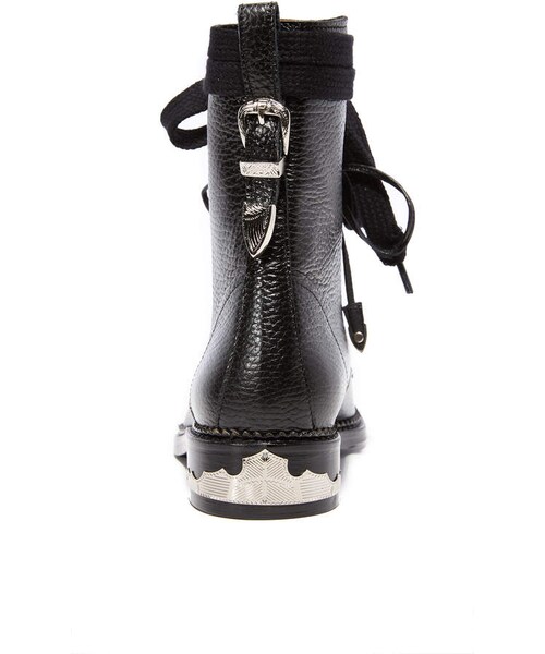 toga pulla combat boots