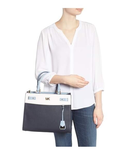MICHAEL KORS(マイケルコース)の「MICHAEL Michael Kors Reagan Large Leather Satchel(ショルダーバッグ・レディース・Blue・One Size)」の2枚目の写真
