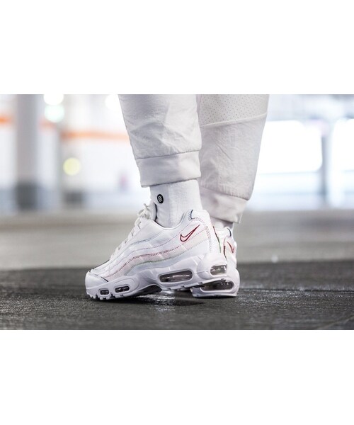 NIKE（ナイキ）の「(ナイキ) NIKE★Nike Air Max Corduroy 95/レディーズファッション//スニーカー[並行輸入品]（スニーカー・レディース・その他）」の2枚目の写真