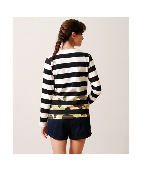 Design Tshirts Store graniph(デザイン ティーシャツ ストア グラニフ)の「GradationCamouflageBorderLongSleeve(Black)
グラデーションカモフラージュボーダーロングスリーブ(ブラック)(ロングスリーブT?・レディース・Black・L/M/S/SS)」の10枚目の写真