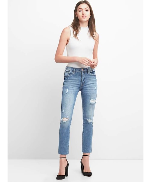 GAP(ギャップ)の「High Rise Slim Straight Jeans with Destruction(デニムパンツ・レディース・(Medium) Medium Destroy・Regular 24 X Regular/Regular 25 X Regular/Regular 26 X Regular/Regular 28 X Regular/Regular 30 X Regular/Regular 32 X Regular/Regular 34 X Regular/Tall 27 X Tall)」の5枚目の写真