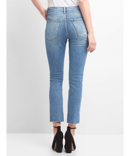 GAP(ギャップ)の「High Rise Slim Straight Jeans with Destruction(デニムパンツ・レディース・(Medium) Medium Destroy・Regular 24 X Regular/Regular 25 X Regular/Regular 26 X Regular/Regular 28 X Regular/Regular 30 X Regular/Regular 32 X Regular/Regular 34 X Regular/Tall 27 X Tall)」の3枚目の写真