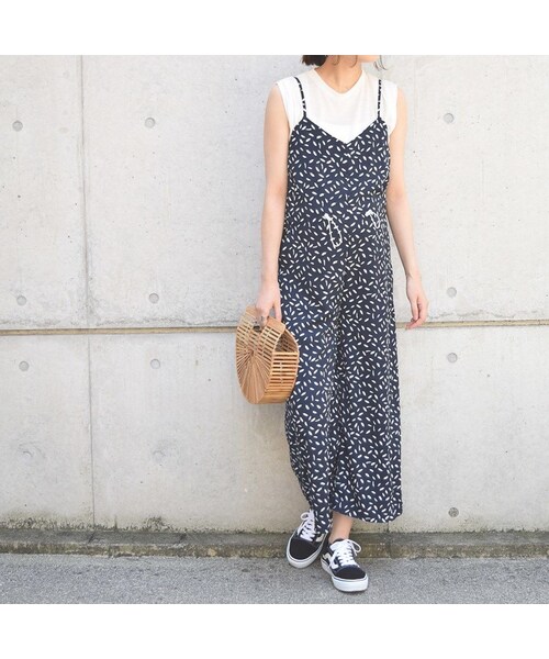 no brand（ノーブランド）の「【 MORE SALE 】フェザープリントロンパース（ワンピース・レディース・その他）」の11枚目の写真