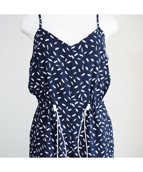 no brand（ノーブランド）の「【 MORE SALE 】フェザープリントロンパース（ワンピース・レディース・その他）」の10枚目の写真