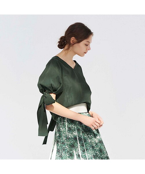 EPOCA（エポカ）の「【ファブリカ】袖リボンブラウス（）」 - WEAR