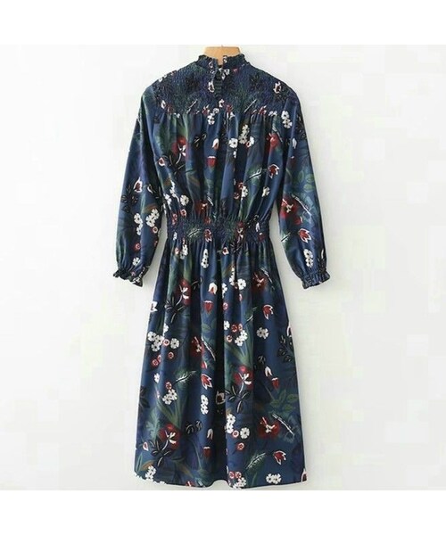 ZARA（ザラ）の「フローラルプリントシャーリングワンピース