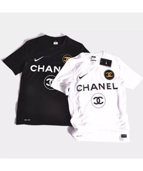 Supreme （シュプリーム）の「CHANEL シャネル&NIKE（ナイキ） Tシャツ