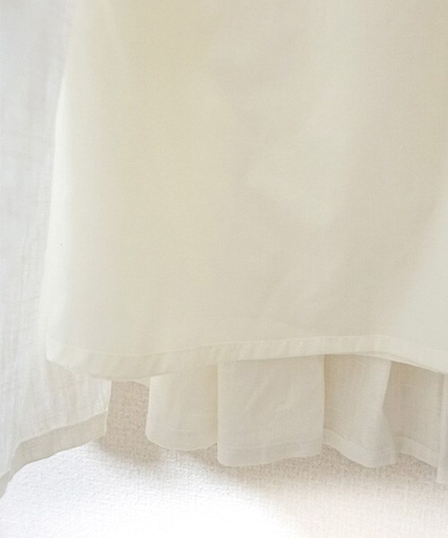 Tiffee SELECT（ティフィーセレクト）の「裏地付きティアードロングフレアスカート（スカート・レディース・ホワイト・F）」の3枚目の写真