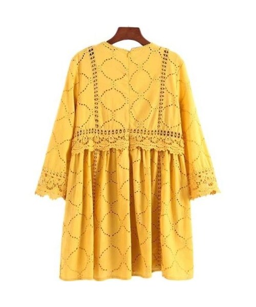 ZARA（ザラ）の「カットワーク刺繍入りジャンプスーツワンピース