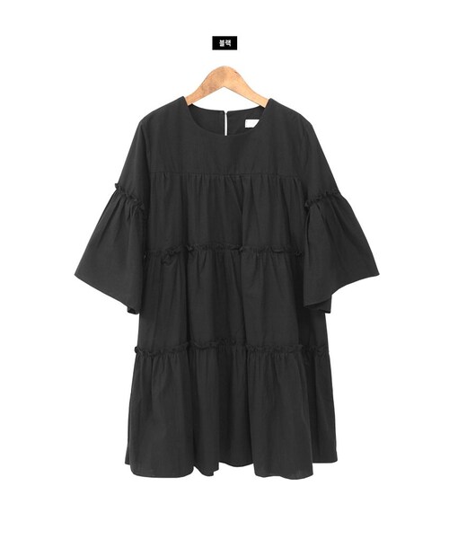 Dailyabout（デイリーアバウト）の「フリルポイントラウンドネックワンピース（ワンピース・レディース・ホワイト/ブラック・FREE）」の2枚目の写真