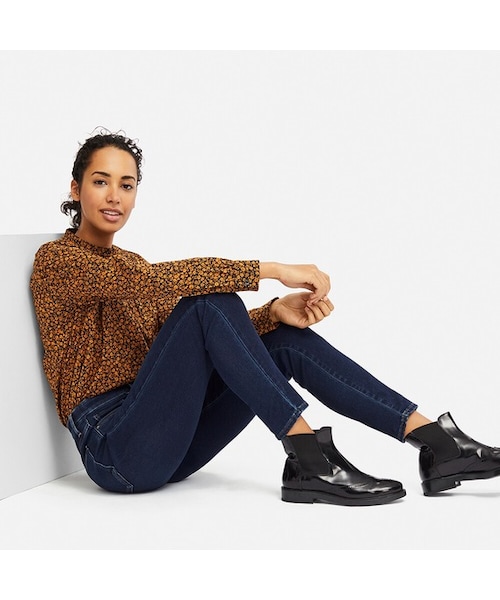 UNIQLO（ユニクロ）の「EZYジーンズ（丈標準76cm）（デニムパンツ・レディース・BLACK 09/BLUE 68/NAVY 69/BLUE 67・XXL/L/XS/S/3XL/M/XL）」の3枚目の写真