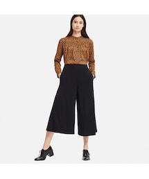 UNIQLO | ポンチフレアクロップドパンツ(その他パンツ)