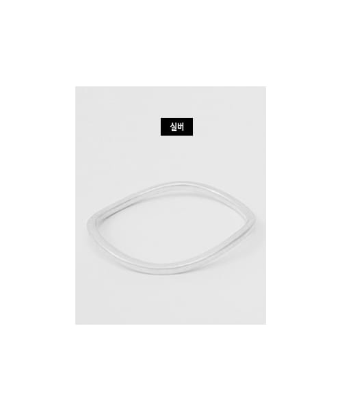 Dailyabout（デイリーアバウト）の「シンプルメタルバングル（バングル/リストバンド・レディース・ゴールド/シルバー・FREE）」の2枚目の写真