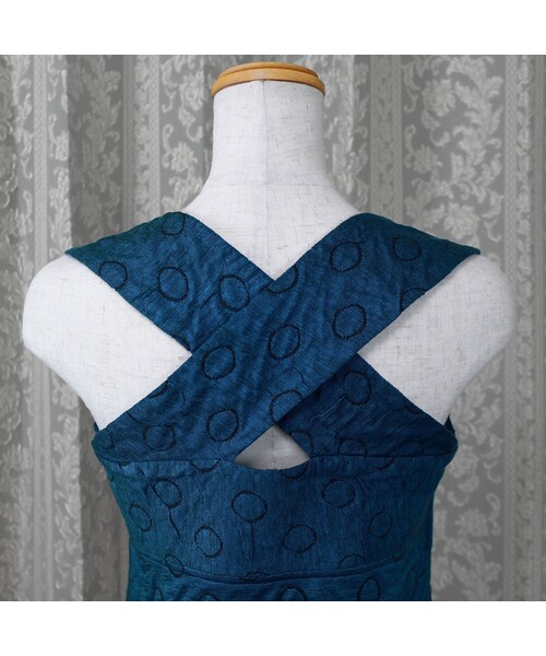 no brand（ノーブランド）の「【バッククロスシリーズ】立体水玉柄のノースリーブカットソー　(ブルー)　D51　【送料・代引き手数料無料】（Tシャツ/カットソー・レディース・その他）」の4枚目の写真