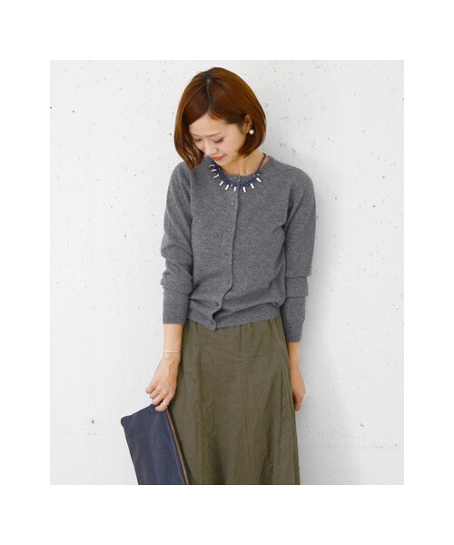 URBAN RESEARCH DOORS(アーバンリサーチドアーズ)の「ウールカシミアクルーネックカーデ(トップス・レディース・ダークグリーン/レッド/ネイビー/杢グレー/ボルドー・one)」の8枚目の写真