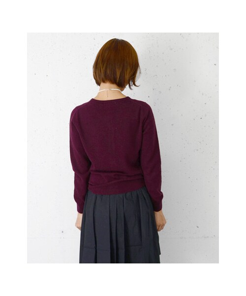 URBAN RESEARCH DOORS(アーバンリサーチドアーズ)の「ウールカシミアクルーネックカーデ(トップス・レディース・ダークグリーン/レッド/ネイビー/杢グレー/ボルドー・one)」の12枚目の写真
