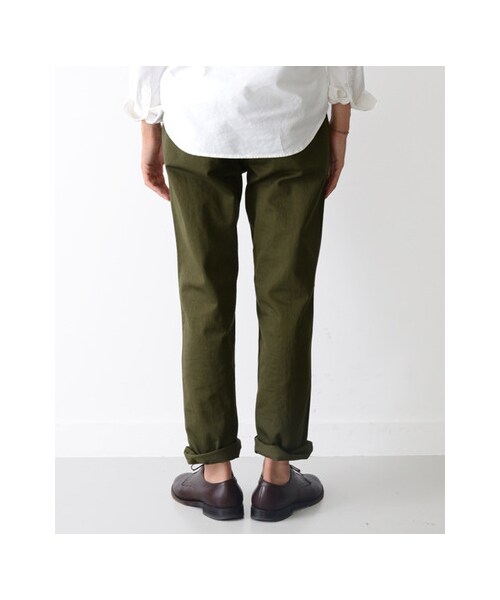 URBAN RESEARCH DOORS(アーバンリサーチドアーズ)の「FORK & SPOON Classic Style トラウザー(パンツ・メンズ・Beige/Navy/White/Khaki・36/38/40)」の14枚目の写真