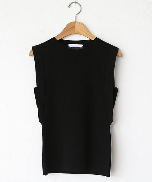 DHOLIC(ディーホリック)の「ショルダーディテールニットスリーブレス(Tシャツ/カットソー・レディース・グリーン/ホワイト/ブラック/ベージュ/ブラウン・FREE)」の3枚目の写真