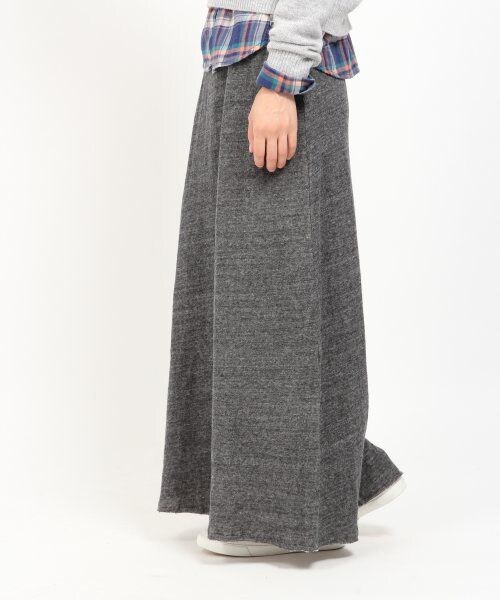 GLOBAL WORK(グローバルワーク)の「セッケツマキシスカート(スカート・レディース・グリーン79/グレー15/チャコール19・L/M/S)」の4枚目の写真