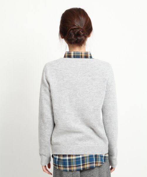 GLOBAL WORK（グローバルワーク）の「7ゲージジャガードロゴニットプルオーバー長袖（トップス・レディース・グレー15/マスタード55・Ｌ/Ｍ）」の4枚目の写真