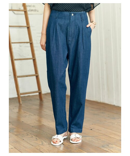 earth music&ecology（アースミュージックアンドエコロジー）の「・デニムバルーンパンツ（パンツ・ライトインディゴ/ダークインディゴ・S/M/L）」の5枚目の写真