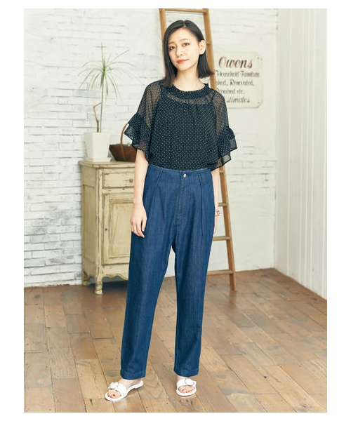 earth music&ecology（アースミュージックアンドエコロジー）の「・デニムバルーンパンツ（パンツ・ライトインディゴ/ダークインディゴ・S/M/L）」の4枚目の写真