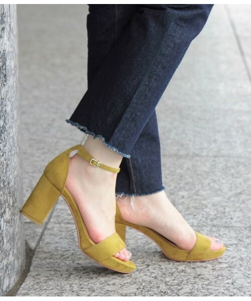 ADAM ET ROPE'(アダムエロペ)の「ハイアーチサンダル(シューズ・レディース・グレー系/ライトグリーン/キャメル/ブラック・22.5/23.5/24.5/23.0/24.0)」の4枚目の写真