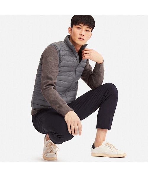 UNIQLO（ユニクロ）の「ウルトラライトダウンベスト（ダウンジャケット/コート・メンズ・RED 15/LIGHT GRAY 02/RED 16/GRAY 03/BLUE 64/NAVY 69/BLACK 09/DARK GREEN 58/DARK GRAY 08/BLUE 63/ORANGE 24/BROWN 35/GREEN 54/WINE 19・3XL/S/L/4XL/XXL/XS/M/XL）」の2枚目の写真