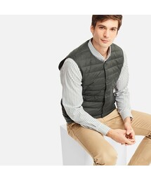UNIQLO | ウルトラライトダウンコンパクトVネックベスト(ダウンジャケット/コート)