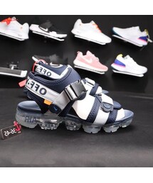 カジュアルな中に品格を宿す【Off White】グラフィック サンダル サンダル メンズ グラディエーターサンダル[品番：FTCS0000320
