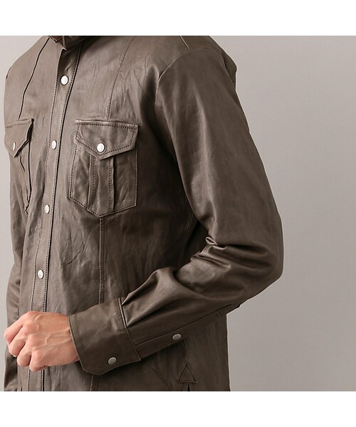 エポカウォモ　メンズ　シープレザーシャツ　黒　サイズ46　Mサイズ相当 EPOCA UOMO（エポカウォモ）の「シープレザーシャツブルゾン（）」 - WEAR