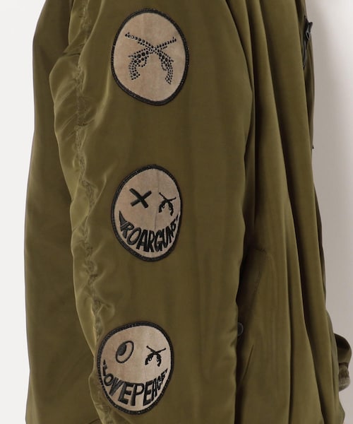 roar(ロアー)の「【先行予約】【別注】AVIREX×roar/TYPE MA-1 CREW NECK WAPPEN CUSTOM(ジャケット/アウター・メンズ・BLACK/OLIVE・M/L/XL/XXL)」の7枚目の写真