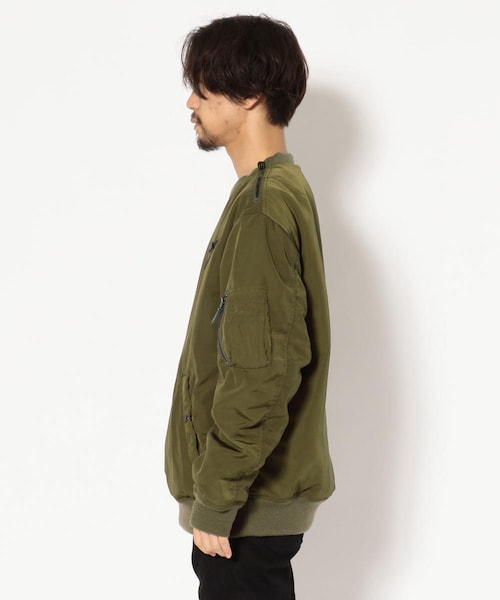 roar(ロアー)の「【先行予約】【別注】AVIREX×roar/TYPE MA-1 CREW NECK WAPPEN CUSTOM(ジャケット/アウター・メンズ・BLACK/OLIVE・M/L/XL/XXL)」の2枚目の写真