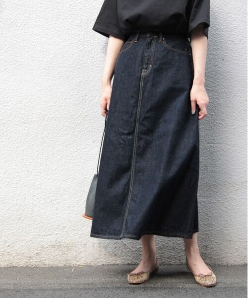 ADAM ET ROPE'（アダムエロペ）の「【BIG JOHN for ADAM ET ROPE'】 ハイロウヘムスカート（スカート・レディース・パープル/ピンク/ブルー/ネイビー・2/1）」の2枚目の写真