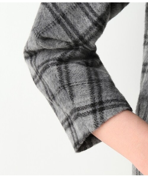 ADAM ET ROPE'（アダムエロペ）の「シャギーチェックプルオーバー（ブラウス・シャツ・レディース・ライトグレー/ベージュ・38）」の8枚目の写真